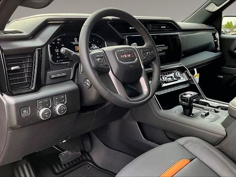 New 2026 GMC Sierra 1500 AT4 w/ AT4 Premium Package AWD/4WD image 7