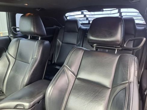 Used 2018 Dodge Challenger SXT Plus RWD image 13