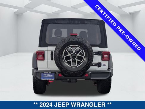 Used 2024 Jeep Wrangler Unlimited Rubicon AWD/4WD image 6