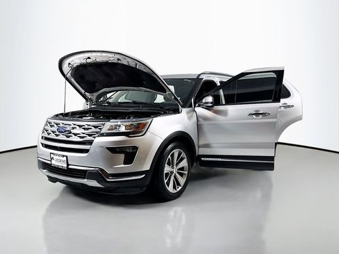 Used 2018 Ford Explorer Limited FWD image 15