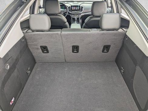 Used 2017 Chevrolet Volt Premier w/ Driver Confidence II Package image 6