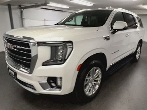 Used 2021 GMC Yukon SLT w/ SLT Premium Package image 4