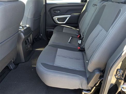 Used 2024 Nissan Titan SV w/ SV Convenience Package image 24