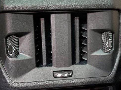 Certified 2025 BMW X3 xDrive30i w/ Convenience Package image 17