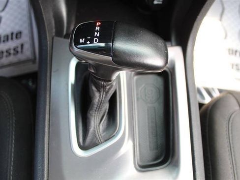 Used 2019 Dodge Charger R/T RWD image 19