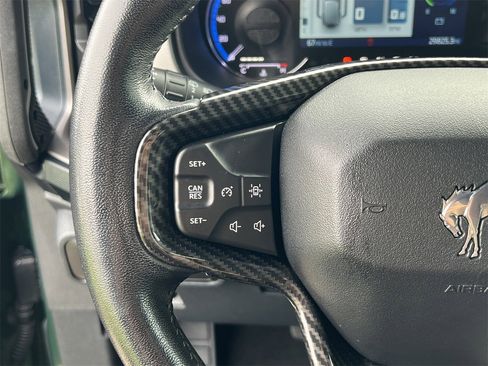 Used 2022 Ford Bronco Outer Banks image 11