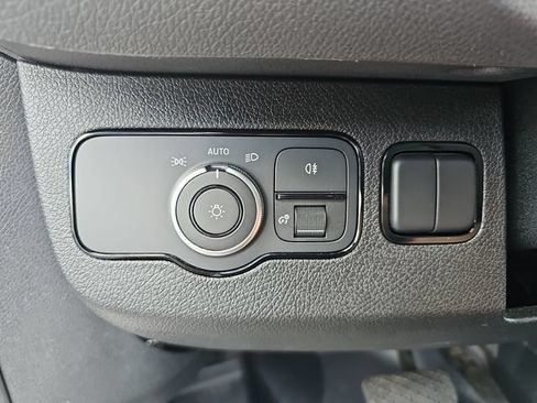 Used 2025 Mercedes-Benz Sprinter 2500 image 26