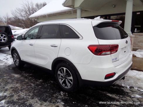 Used 2019 Kia Sorento EX w/ EX Touring Package image 4
