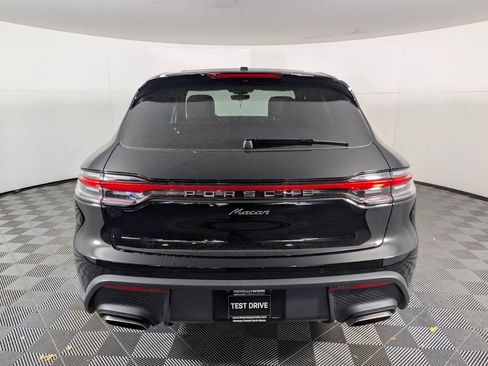 Certified 2026 Porsche Macan AWD/4WD image 6