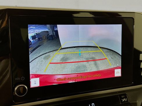 Used 2025 Toyota Camry LE image 16