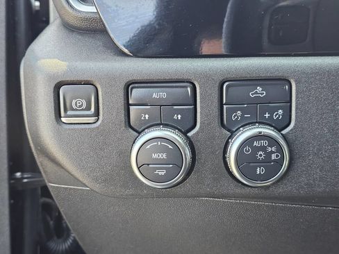 Used 2024 GMC Sierra 1500 Elevation AWD/4WD image 32
