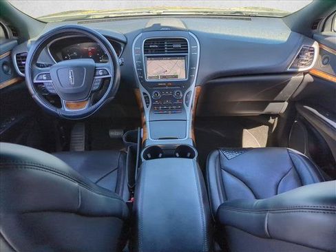 Used 2020 Lincoln Nautilus Reserve FWD image 16