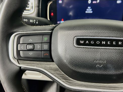Used 2024 Jeep Wagoneer Series II w/ Flexible Seating Group RWD image 18