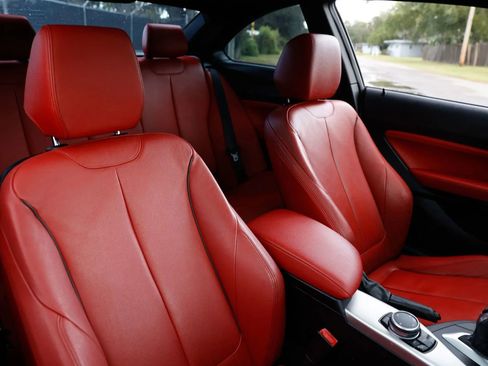 Used 2016 BMW M235i Coupe image 17