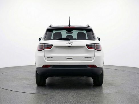 Used 2025 Jeep Compass Limited AWD/4WD image 7