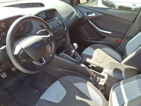 Used 2016 Ford Focus ST image 14