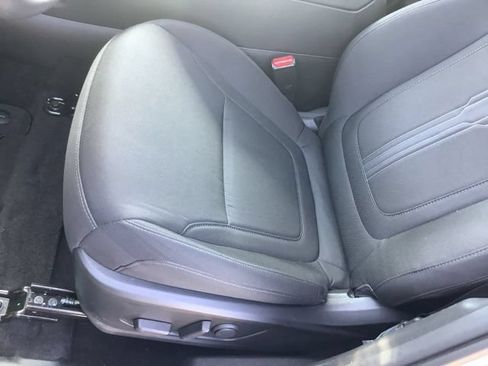 Certified 2025 Hyundai Tucson SEL FWD image 9