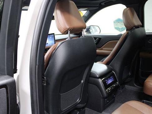 Used 2024 Lincoln Aviator Reserve w/ Equipment Group 201A image 27