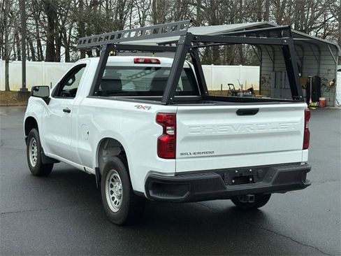 Used 2024 Chevrolet Silverado 1500 W/T w/ Trailering Package image 4