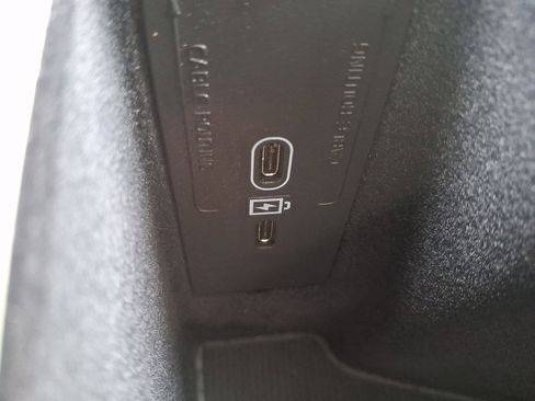 Certified 2024 Volvo XC90 B5 Plus w/ Protection Package Premier image 24