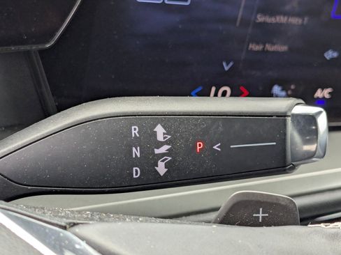 Used 2024 Chevrolet Traverse LT w/ LPO, Floor Liner Package image 19