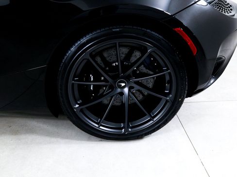 New 2027 McLaren 750S RWD image 30