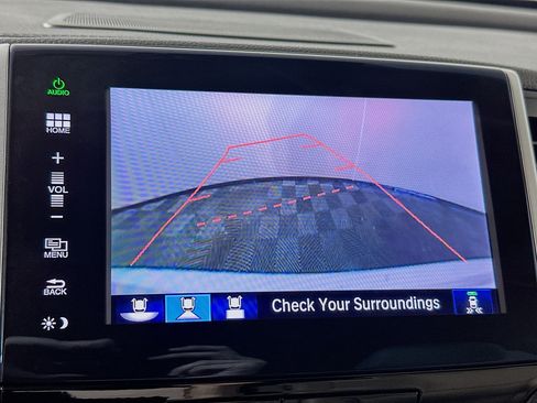 Used 2016 Honda Pilot Elite image 14