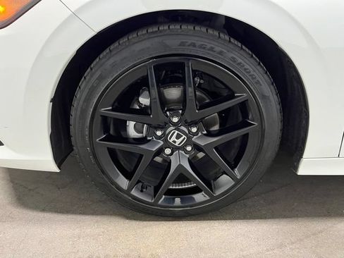 Used 2024 Honda Civic Sport image 28