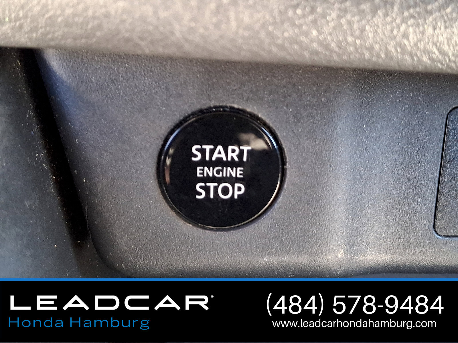 Used 2024 Nissan Rogue S AWD/4WD image 23