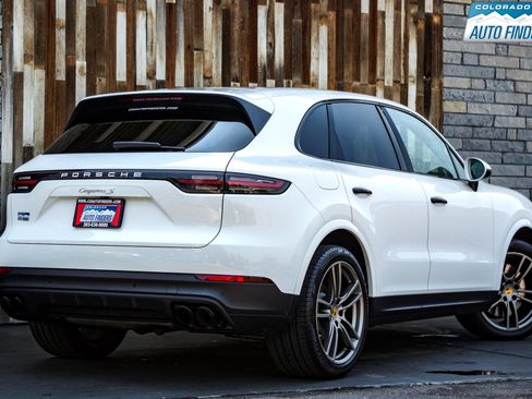 Used 2019 Porsche Cayenne S image 7