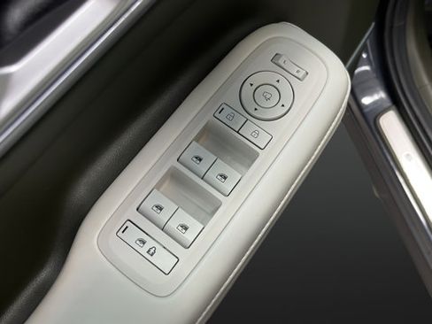 Used 2025 Hyundai Santa Fe Calligraphy AWD/4WD image 21
