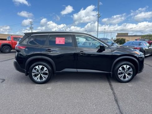 Certified 2023 Nissan Rogue SV w/ SV Premium B Package AWD/4WD image 4