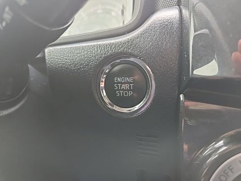 Used 2020 Toyota 4Runner TRD Off-Road Premium w/ Moonroof Package AWD/4WD image 47