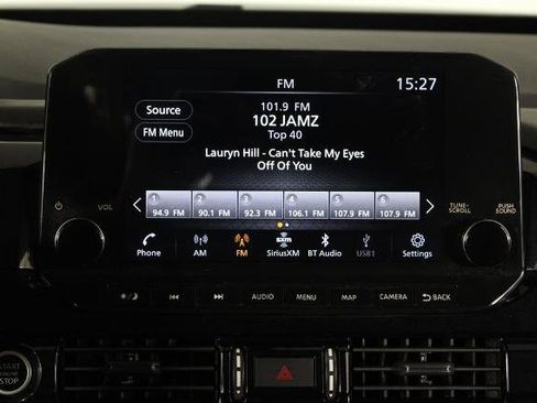 Certified 2023 Nissan Pathfinder SL w/ Black Appearance Package FWD image 9