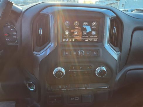 New 2025 GMC Sierra 2500 Pro image 17