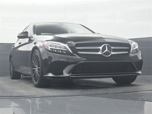 Used 2019 Mercedes-Benz C 300 Sedan image 28