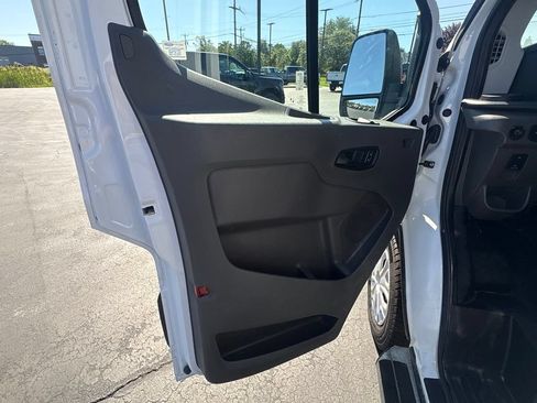 Used 2025 Ford Transit 250 Low Roof w/ Exterior Upgrade Package RWD image 17