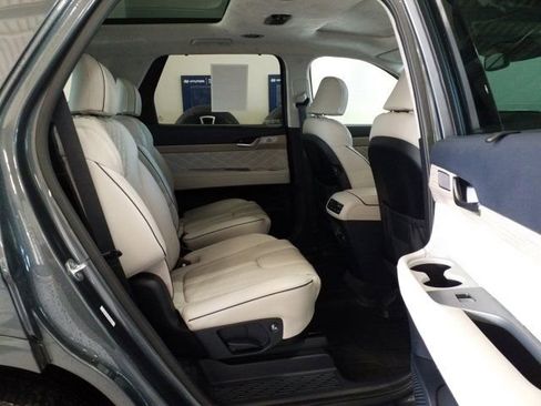 Used 2022 Hyundai Palisade Calligraphy w/ Winter Package AWD/4WD image 15