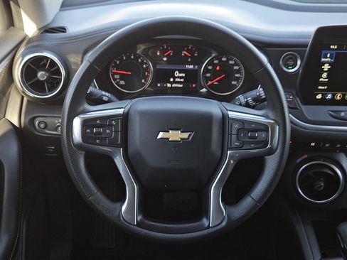 Used 2023 Chevrolet Blazer LT image 14