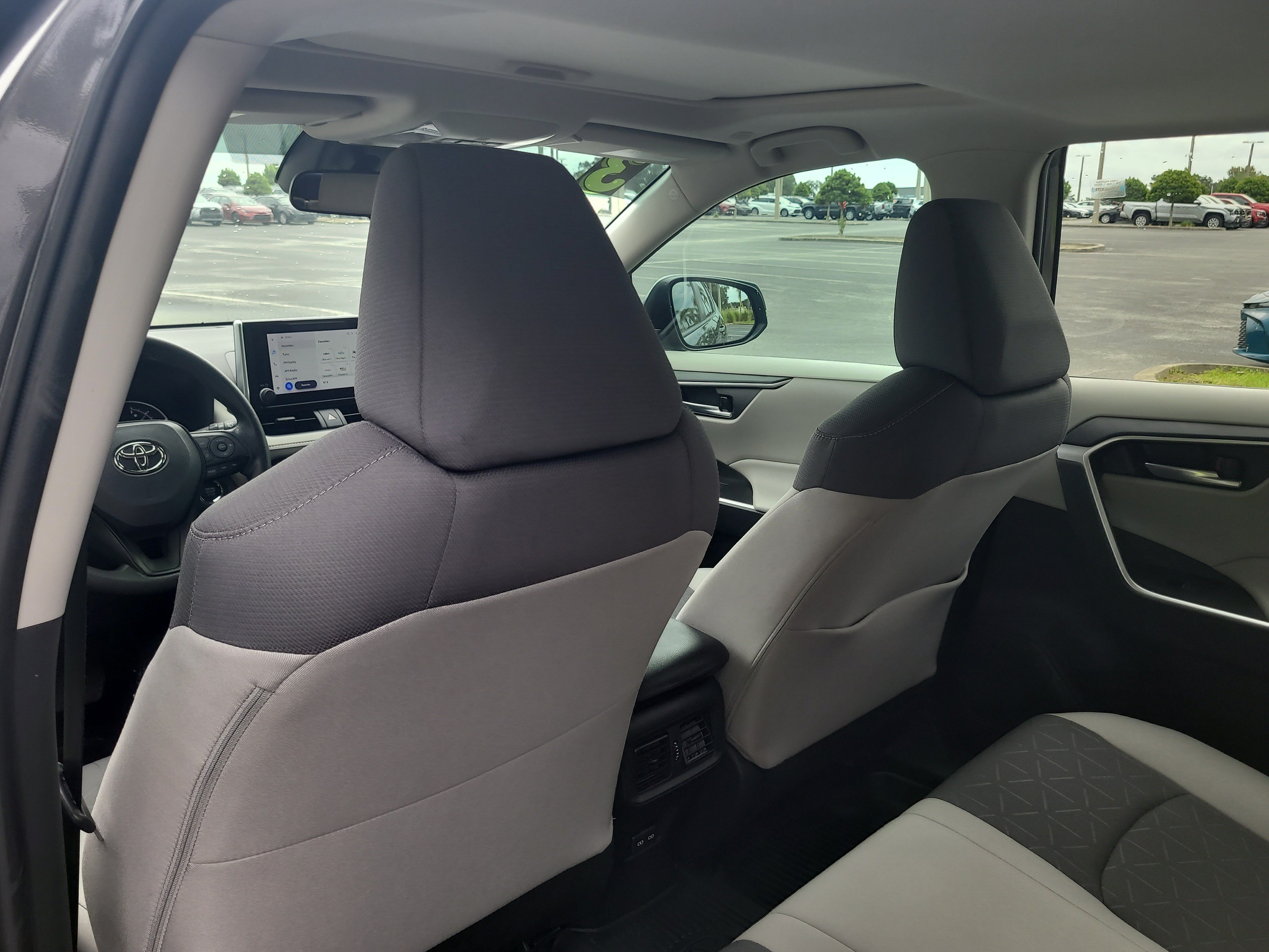 Certified 2023 Toyota RAV4 XLE w/ Convenience Package FWD image 14