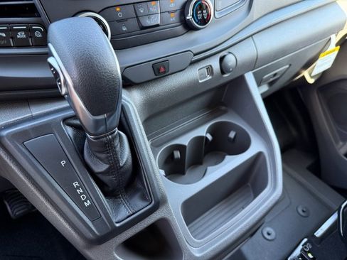 New 2025 Ford Transit 350 148 Low Roof AWD image 22