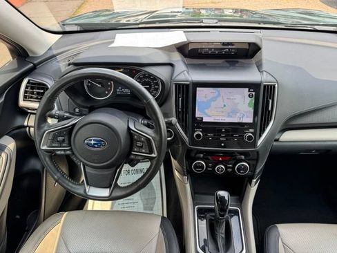 Used 2022 Subaru Forester Limited AWD/4WD image 17