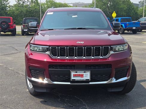 New 2025 Jeep Grand Cherokee L Laredo w/ Luxury Tech Group I image 4