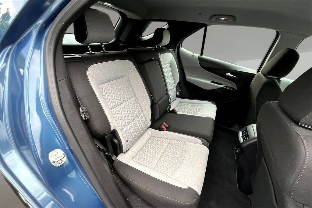 Used 2024 Chevrolet Equinox LS FWD image 21