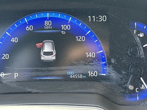Certified 2022 Toyota Corolla Cross XLE FWD image 22