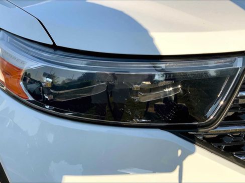 Used 2020 Ford Explorer XLT RWD image 25