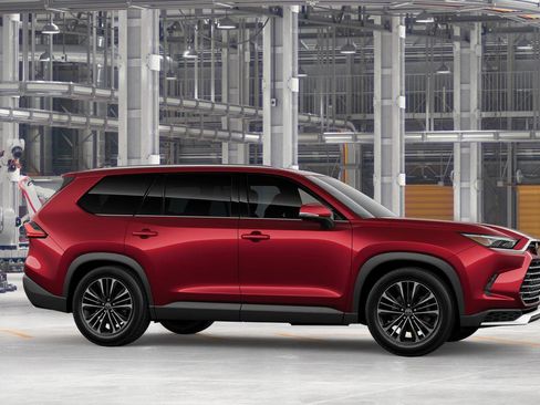 New 2026 Toyota Grand Highlander AWD Hybrid image 13