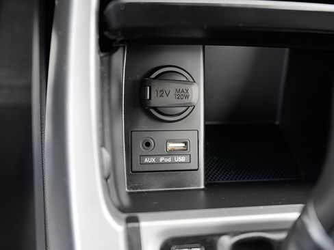 Used 2016 Hyundai Elantra SE w/ Option Group 02 FWD image 30
