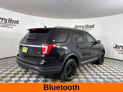 Used 2019 Ford Explorer XLT w/ Equipment Group 201A AWD/4WD image 5