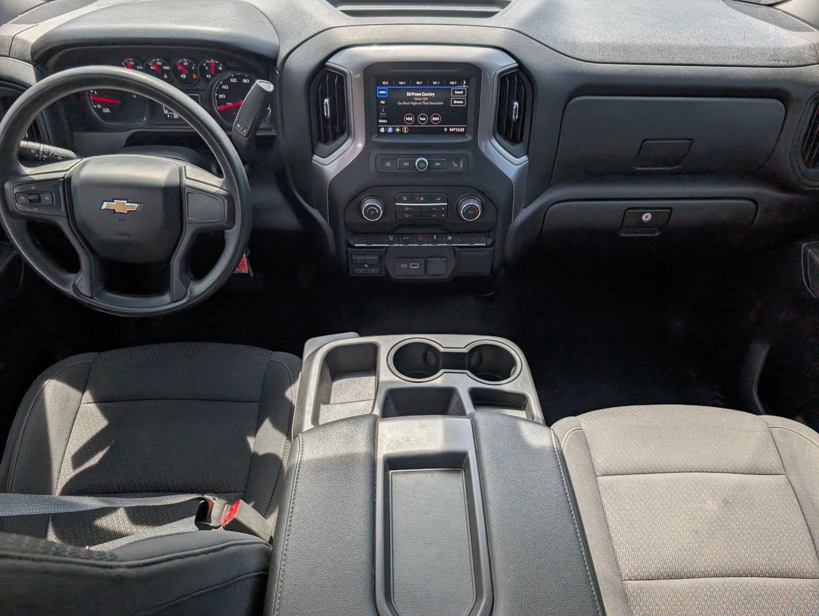 Used 2022 Chevrolet Silverado 2500 Custom w/ Custom Value Package AWD/4WD image 30